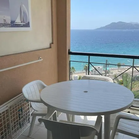 Splendid Sea View - 2 Comfy - Swimming Pools 아파트